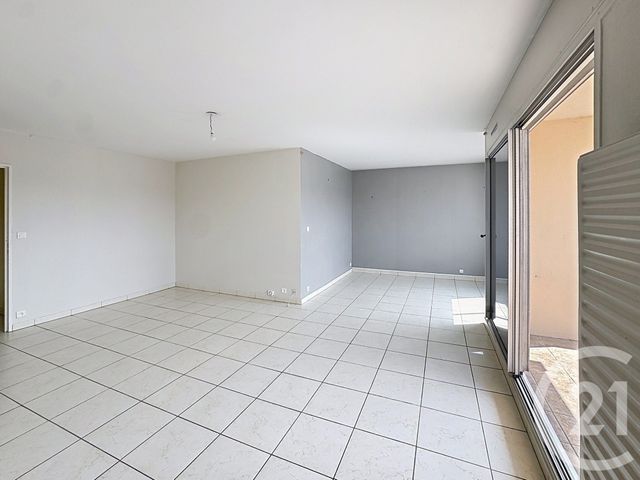 Appartement à vendre - 4 pièces - 73.74 m2 - LE PETIT QUEVILLY - 76 - HAUTE-NORMANDIE - Century 21 Harmony