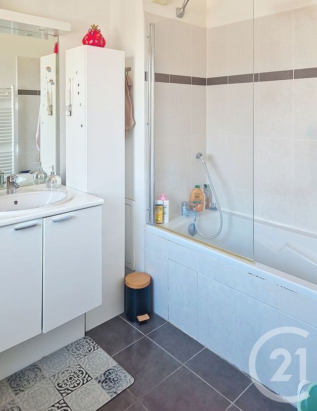 Appartement F2 à vendre - 2 pièces - 39.84 m2 - ROUEN - 76 - HAUTE-NORMANDIE - Century 21 Harmony