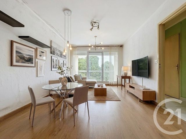 Appartement F3 à vendre - 3 pièces - 60.45 m2 - MONT ST AIGNAN - 76 - HAUTE-NORMANDIE - Century 21 Harmony