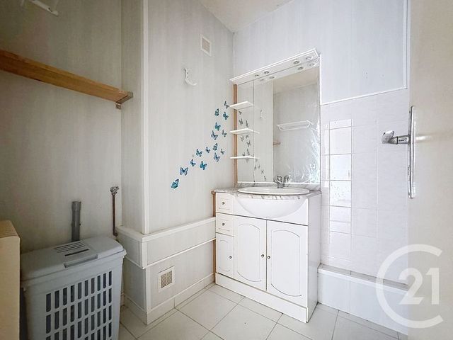 Appartement F3 à vendre - 3 pièces - 60.45 m2 - MONT ST AIGNAN - 76 - HAUTE-NORMANDIE - Century 21 Harmony