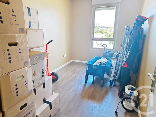 Appartement F4 à vendre - 4 pièces - 70.0 m2 - ST ETIENNE DU ROUVRAY - 76 - HAUTE-NORMANDIE - Century 21 Harmony
