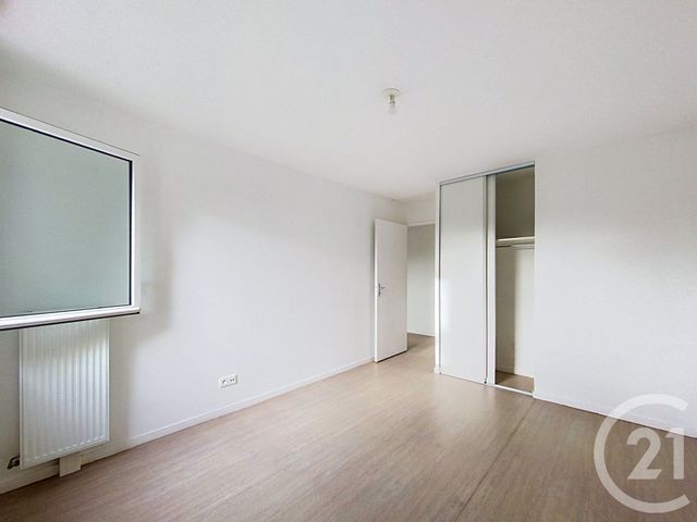 Appartement F4 à louer - 4 pièces - 75.72 m2 - MONT ST AIGNAN - 76 - HAUTE-NORMANDIE - Century 21 Harmony
