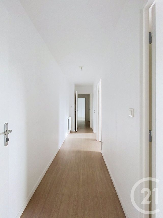Appartement F4 à louer - 4 pièces - 75.72 m2 - MONT ST AIGNAN - 76 - HAUTE-NORMANDIE - Century 21 Harmony