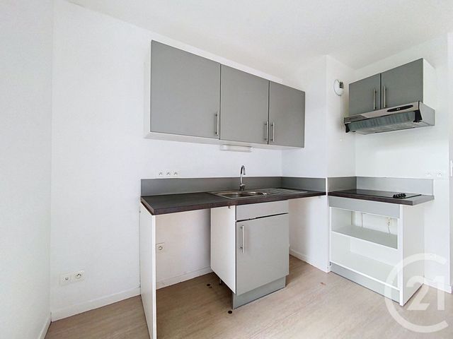 Appartement F4 à louer - 4 pièces - 75.72 m2 - MONT ST AIGNAN - 76 - HAUTE-NORMANDIE - Century 21 Harmony