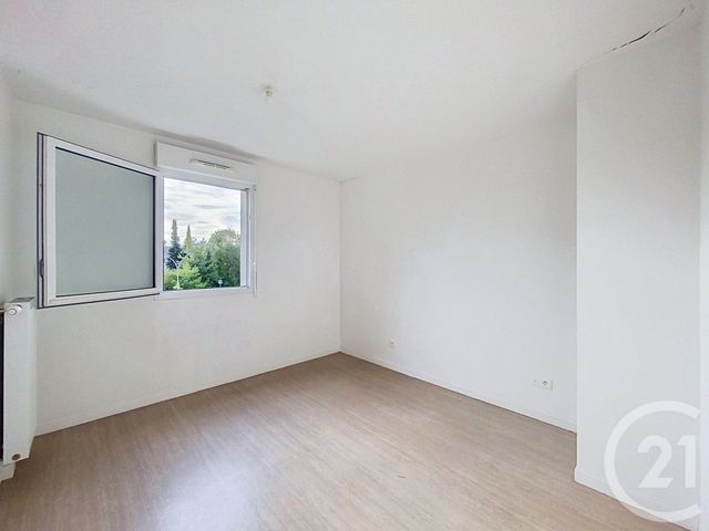 Appartement F4 à louer - 4 pièces - 75.72 m2 - MONT ST AIGNAN - 76 - HAUTE-NORMANDIE - Century 21 Harmony